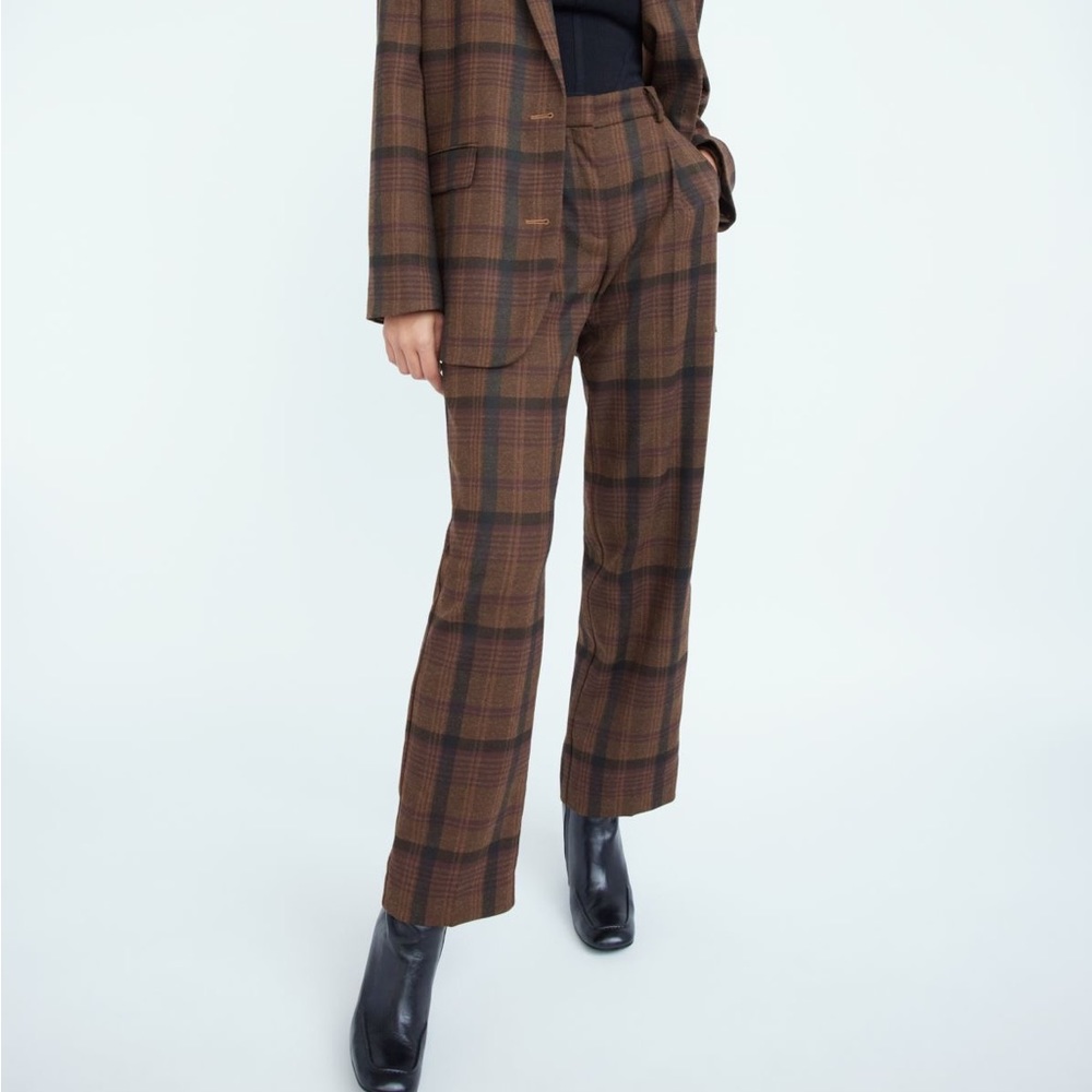 Aritzia Babaton Hawthorne Pants